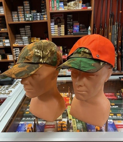 Reversible baseball cap with integrated LED light (summer)