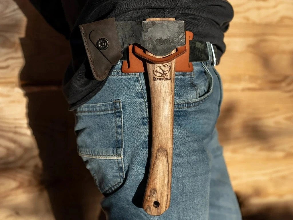 BEAVERCRAFT dabīgās ādas cirvja turētājs