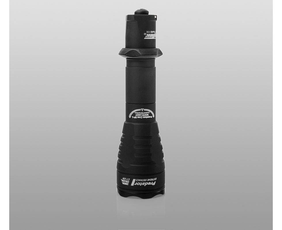 Prožektors ARMYTEK Predator V3, auksti balts