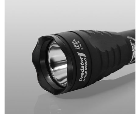 Prožektorius  ARMYTEK Predator V3, šiltai balta